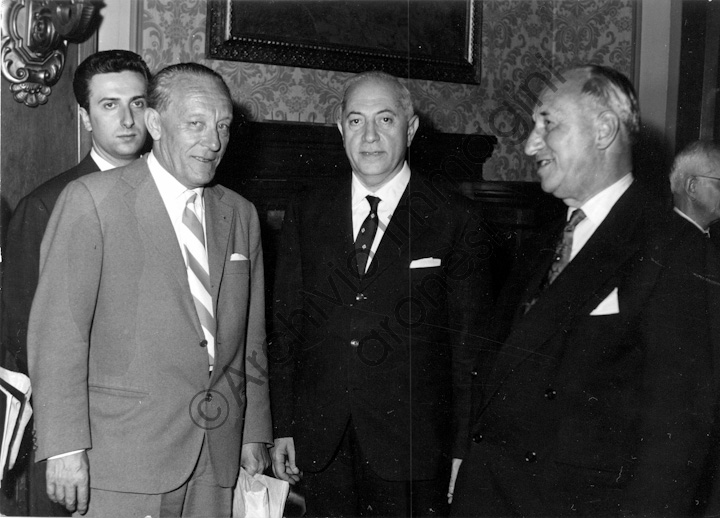 Il sindaco di Arona, Carlo Torelli, con il ministro Giuseppe Spataro e l'avv. Clotildo Vanzina 000089.jpg
